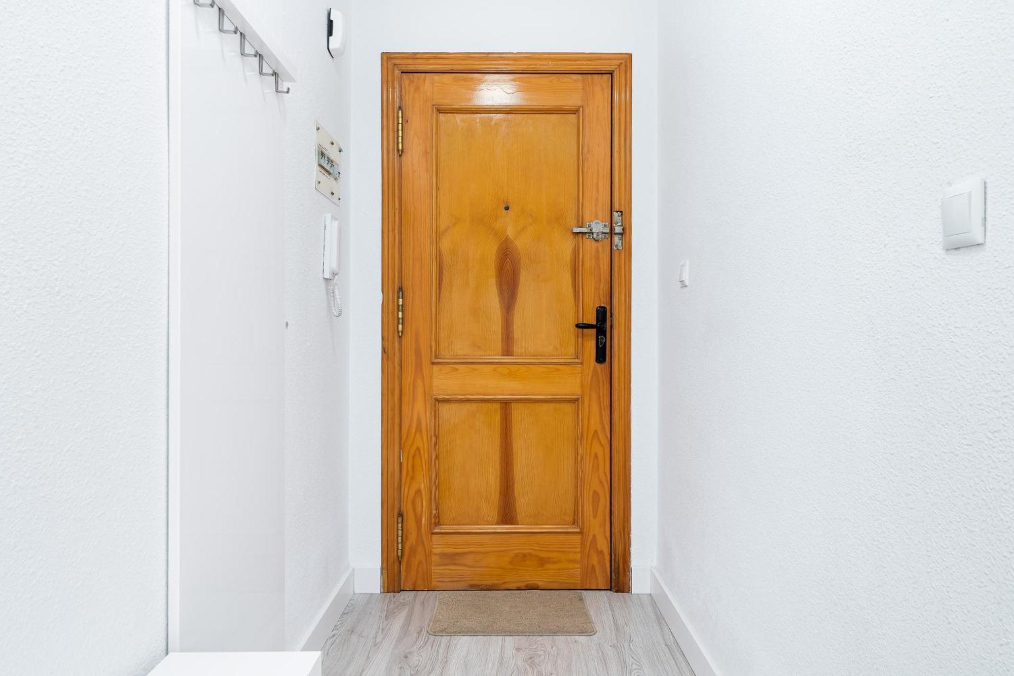 Apartamento En Centro Τορεβιέχα Εξωτερικό φωτογραφία