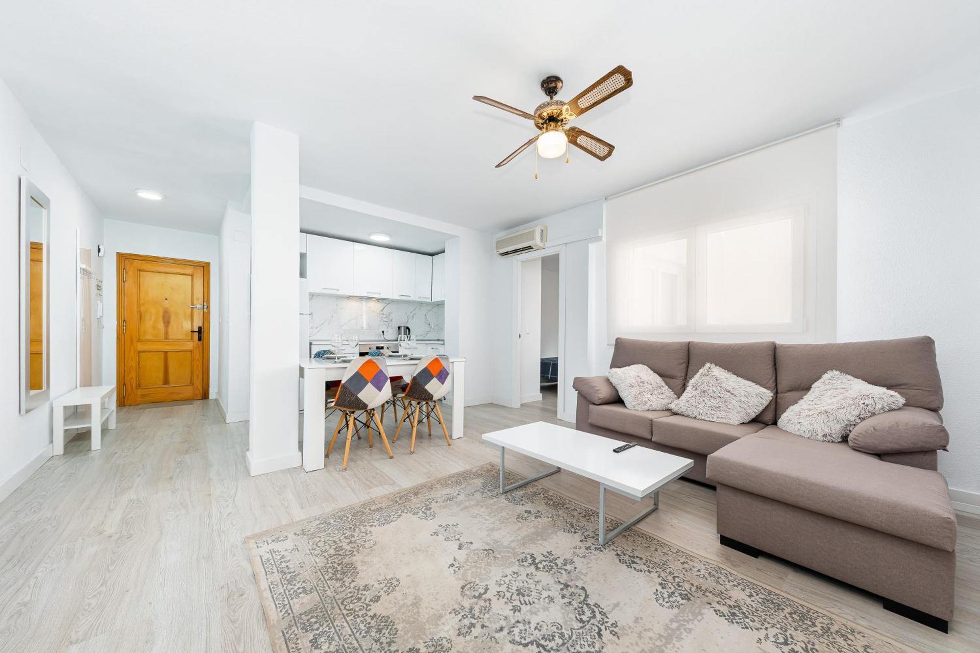 Apartamento En Centro Τορεβιέχα Εξωτερικό φωτογραφία