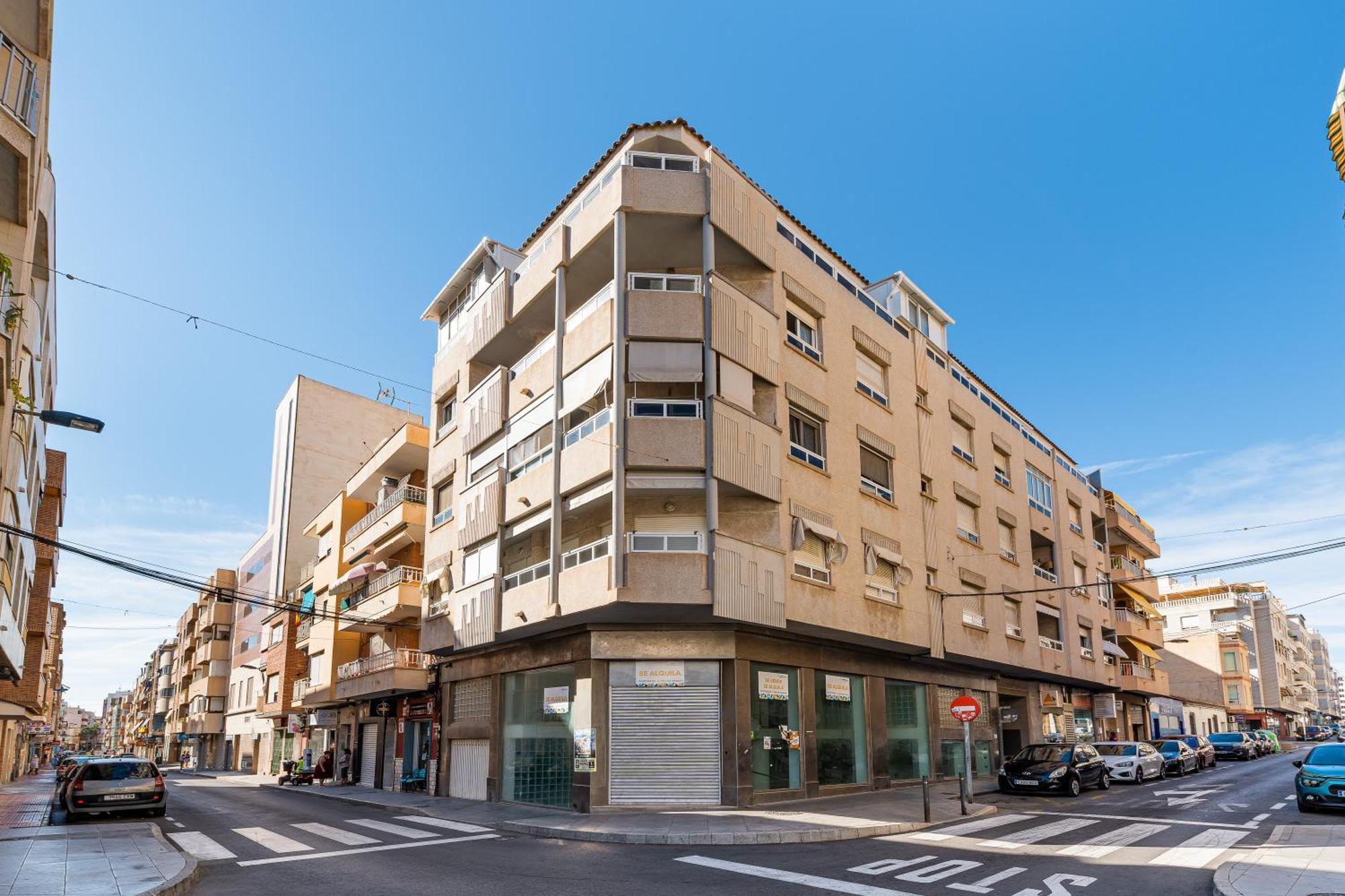 Apartamento En Centro Τορεβιέχα Εξωτερικό φωτογραφία